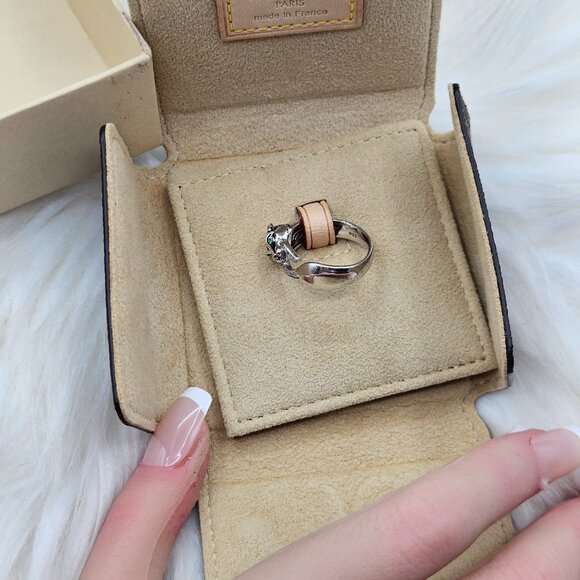 Louis Vuitton Monogram PM Jewelry Case - Picture 10 of 13